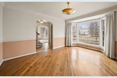 905 S Seminary Avenue, Park Ridge, IL 60068 - Photo 10