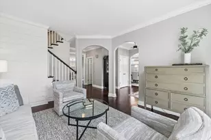 321 N Kenilworth Ave, Glen Ellyn, IL 60137 - Photo 8