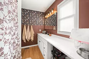 1102 Oxford Cir, Sycamore, IL 60178 - Photo 22