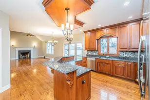 361 S Elm St, Itasca, IL 60143 - Photo 2