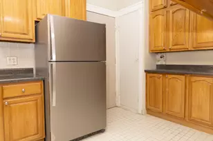 940 E 48th St, Chicago, IL 60615 - Photo 12