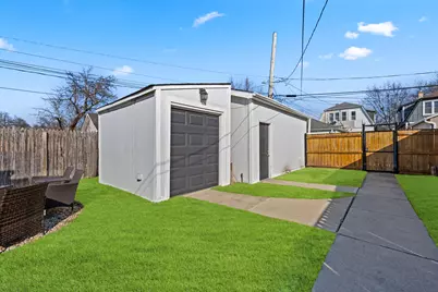 5711 N Karlov Avenue N, Chicago, IL 60646 - Photo 34