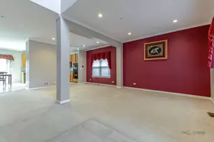 8065 Vail Ct, Long Grove, IL 60047 - Photo 6