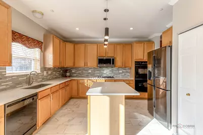 8065 Vail Court, Long Grove, IL 60047 - Photo 14