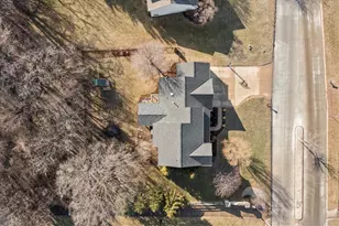 102 Fox Run Dr, Mahomet, IL 61853 - Photo 48