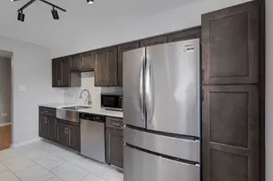 10531 S Roberts Rd, Palos Hills, IL 60465 - Photo 12