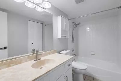 10531 S Roberts Road #1-A, Palos Hills, IL 60465 - Photo 6