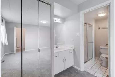 10531 S Roberts Road #1-A, Palos Hills, IL 60465 - Photo 8