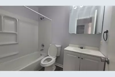 6084 Fremont Drive #6084, Hanover Park, IL 60133 - Photo 12