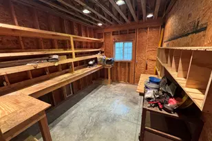 302 Shimp St, Milmine, IL 61855 - Photo 32