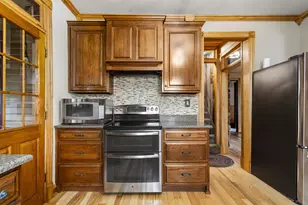 302 Shimp St, Milmine, IL 61855 - Photo 16