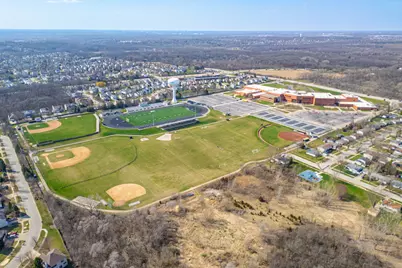 319 W Streamwood Boulevard, Streamwood, IL 60107 - Photo 36