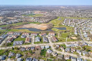 319 W Streamwood Blvd, Streamwood, IL 60107 - Photo 38