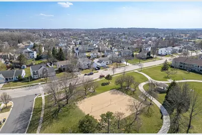 319 W Streamwood Boulevard, Streamwood, IL 60107 - Photo 30