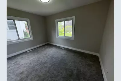 722 E Indiana Street, Wheaton, IL 60187 - Photo 4