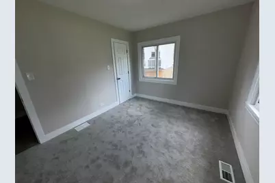 722 E Indiana Street, Wheaton, IL 60187 - Photo 2