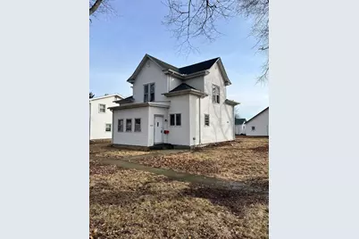 200 E South Street, Ellsworth, IL 61737 - Photo 1
