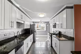 51 W Stevenson Dr, Glendale Heights, IL 60139 - Photo 10