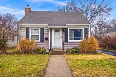 1428 S 3rd Street, Saint Charles, IL 60174 - Photo 2