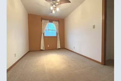 16725 E Terrace Drive, Momence, IL 60954 - Photo 8