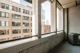 565 W Quincy St, Chicago, IL 60661 - Photo 20