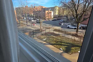 2834 W Granville Ave, Chicago, IL 60659 - Photo 8