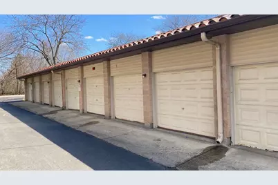 21W581 North Avenue #51, Lombard, IL 60148 - Photo 18