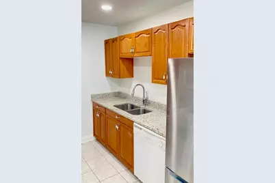 21W581 North Avenue #51, Lombard, IL 60148 - Photo 6