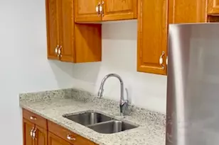 21W581 North Ave, Lombard, IL 60148 - Photo 6