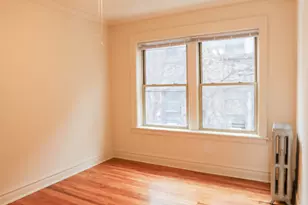 1205 W Waveland Ave, Chicago, IL 60613 - Photo 4