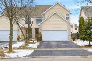 1096 Viewpoint Dr, Lake in the Hills, IL 60156 - Photo 1