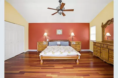 1096 Viewpoint Drive, Lake in the Hills, IL 60156 - Photo 14