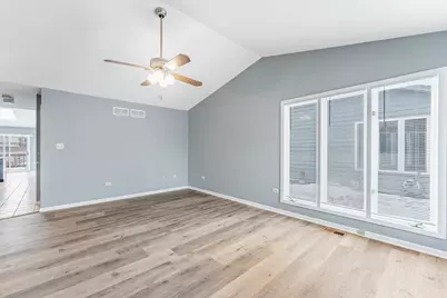 7203 S 86 Avenue #1SOUTH, Justice, IL 60458 - Photo 4