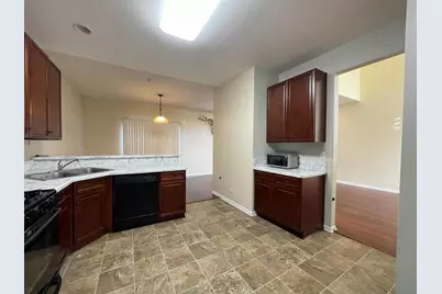 [Address not provided], Hoffman Estates, IL 60192 - Photo 8