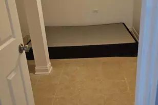 42 N Parkside Ave, Chicago, IL 60644 - Photo 6