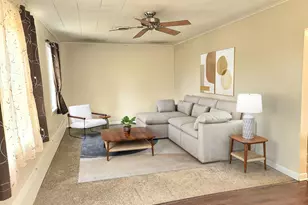 7807 Parkside Ave, Burbank, IL 60459 - Photo 2