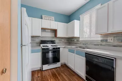 2914 Woodside Drive, Joliet, IL 60431 - Photo 8