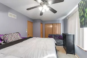 2914 Woodside Dr, Joliet, IL 60431 - Photo 14