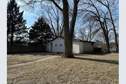 515 Burlington Street, Savanna, IL 61074 - Photo 2