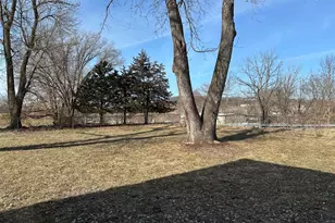 515 Burlington St, Savanna, IL 61074 - Photo 10