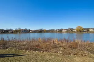 575 Cypress Point Ct, Riverwoods, IL 60015 - Photo 6