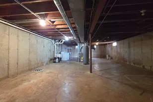 817 Tomahawk Trail, Round Lake Heights, IL 60073 - Photo 16