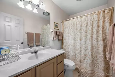 5N490 Hidden Springs Drive, Saint Charles, IL 60175 - Photo 32