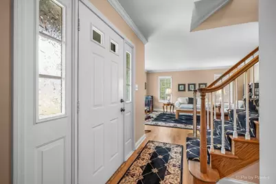 5N490 Hidden Springs Drive, Saint Charles, IL 60175 - Photo 8