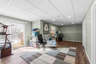 1812 Kelberg Ave, Hoffman Estates, IL 60192 - Photo 28