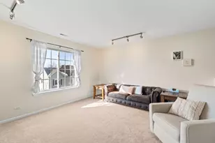 1812 Kelberg Ave, Hoffman Estates, IL 60192 - Photo 12