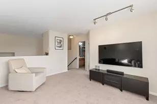 1812 Kelberg Ave, Hoffman Estates, IL 60192 - Photo 14