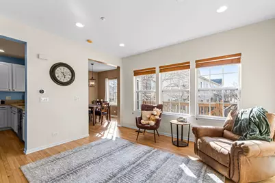 1812 Kelberg Avenue, Hoffman Estates, IL 60192 - Photo 4