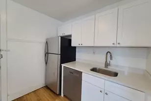 1531 W Highland Ave, Chicago, IL 60660 - Photo 4