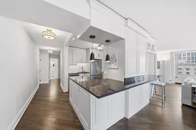 777 N Michigan Avenue #2101, Chicago, IL 60611 - Photo 2